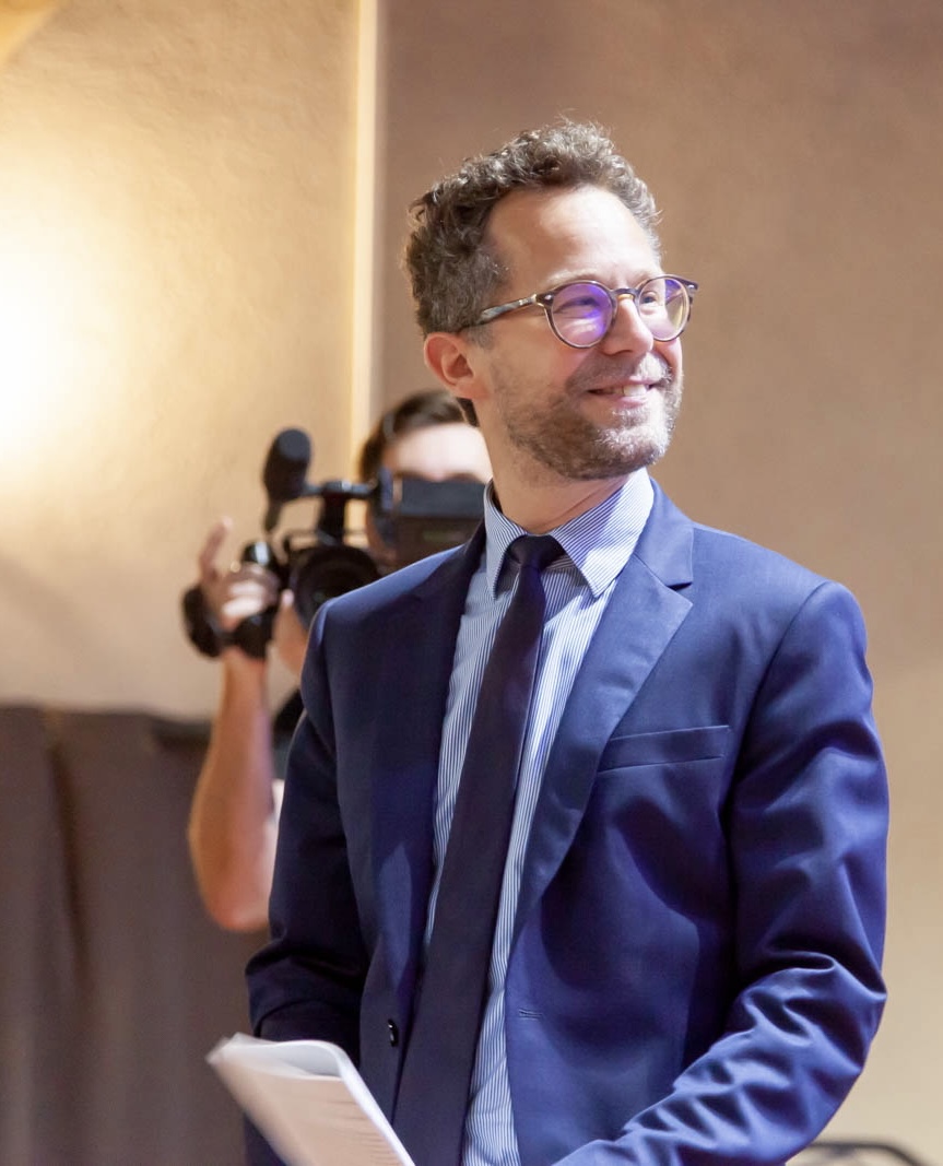 CC777959-633E-4A74-BDBE-129E28AF8109